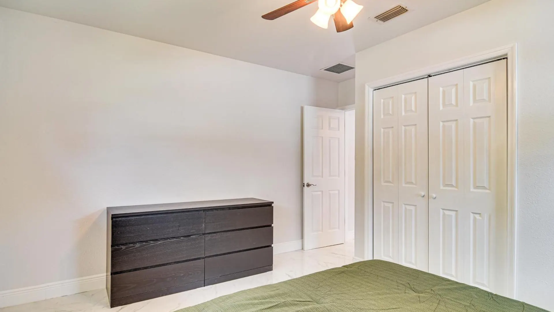 5 Mi To Beach Tampa Retreat With Furnished Lanai! Prázdninový dům