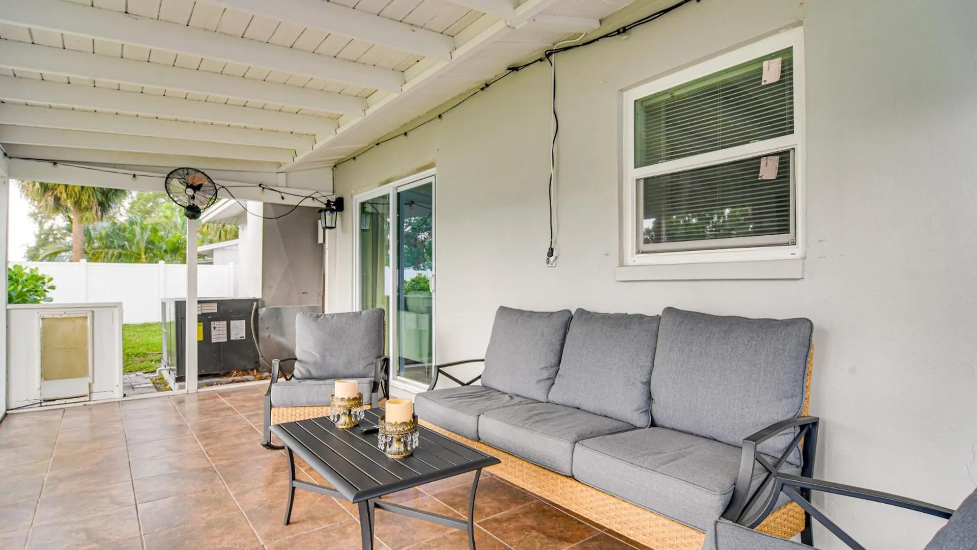 Prázdninový dům 5 Mi To Beach Tampa Retreat With Furnished Lanai!